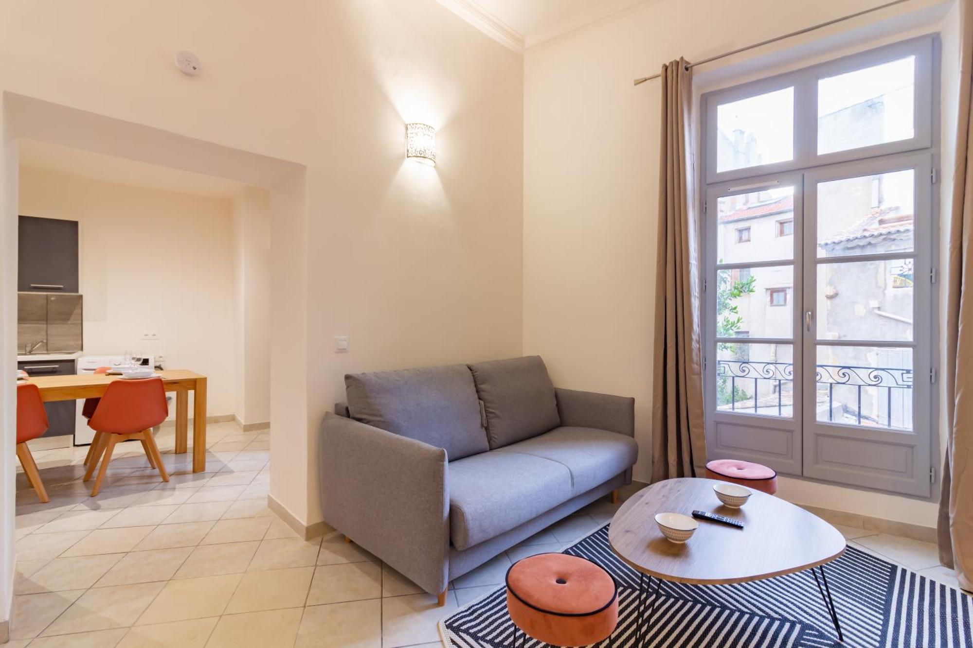Spacieux Appartement En Plein Coeur De Béziers Exterior foto